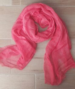 CHALINA EN ROLLITO JASPEADA. 70 X 165 CM.