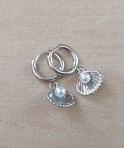 ARO DE ACERO ARGOLLA 10 MM BISAGRA CON DIJE COLGANTE OSTRA CON PERLA. LARGO 20 MM