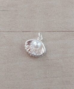 DIJE DE ACERO BLANCO OSTRA CON PERLA 10 X 13 MM