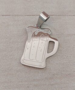 DIJE DE ACERO FIGURA CHOP DE CERVEZA. TAMAÑO 20 X 24 MM