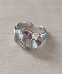 ANILLO DE ACERO TIPO CHUNKY VOLADO.