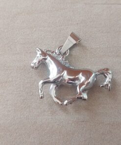 DIJE DE ACERO CABALLO. MEDIDAS 22 X 33 MM
