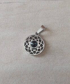 DIJE DE ACERO MANDALA, "TE AMO" EN 100 IDIOMAS DIFERENTES. MEDIDA 15 MM