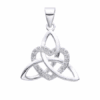 DIJE PLATA TRIQUETA CELTA Y CORAZÓN CON ZIRCONES. PESO APROX 1.53 GRS.