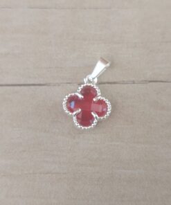 DIJE DE ACERO BLANCO VAN CLEEF CON CUBIK ROJO. 12 MM