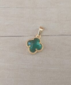 DIJE DE ACERO DORADO VAN CLEEF CON CUBIK VERDE. 12 MM