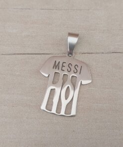 DIJE DE ACERO CAMISETA CALADA MESSI. TAMAÑO 22 X 25 MM