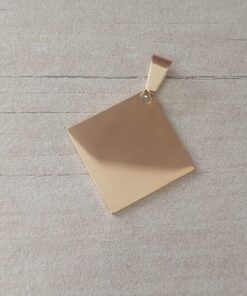 DIJE DE ACERO DORADO ROMBO 25 MM PARA GRABAR – 1MM ESPESOR. PULIDO UN SOLO LADO