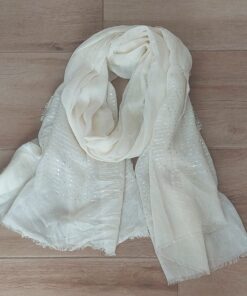 SHALL FIESTA RUSTICO CON LENTEJUELAS COLO MARFIL DESFLECADO. TAMAÑO 95 X 200 CM.