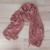 PASHMINA INDÚ LISA DE VISCOSA CON FLECOS COLOR MARRÓN. 70 X 180 CM.