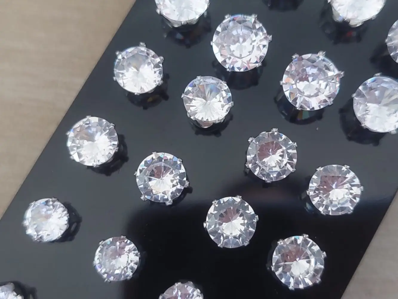 Blister de aros pasantes cubik en diferentes medidas