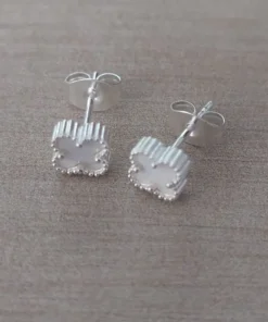 Aro de acero blanco tipo van cleef blanco con fru fru