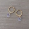 Aro de acero dorado brisura con dije colgante cristal