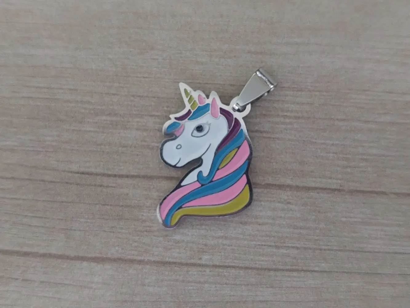 dije de acero unicornio esmaltado