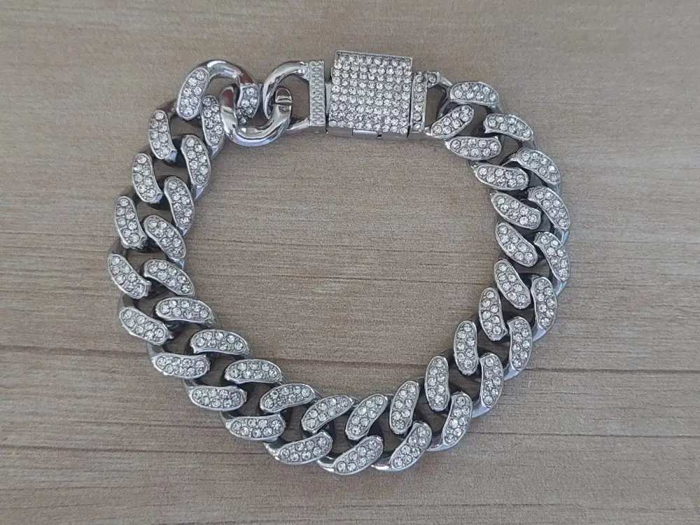 pulseras de acero con strass