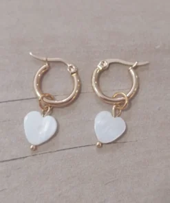 Aro de acero dorado argolla con corazón colgante