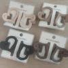 Broches en forma de corazón