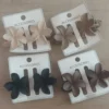 Broches en forma de flor