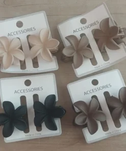 Broches en forma de flor