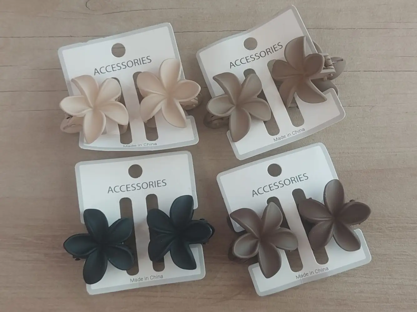 Broches en forma de flor