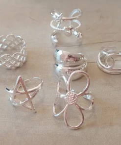 Anillos de acero blanco surtido