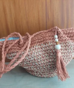 Bolso simil rafia con tira larga terracota