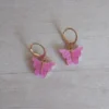 Aro de acero dorado brisura con mariposa