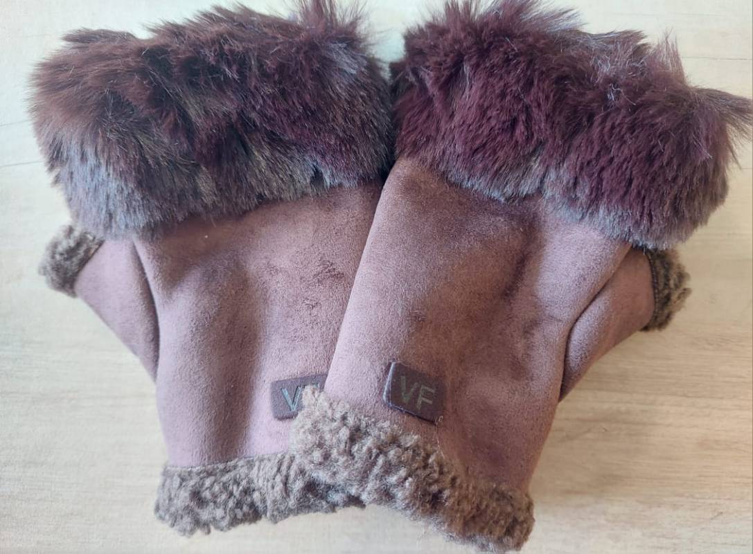 GUANTES
