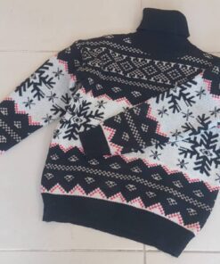 PULLOVER