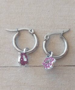 ARO DE ACERO ARGOLLA 15 MM CON BOCA DE STRASS FUCSIA