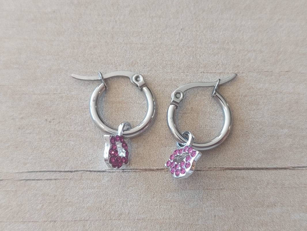 ARO DE ACERO ARGOLLA 15 MM CON BOCA DE STRASS FUCSIA