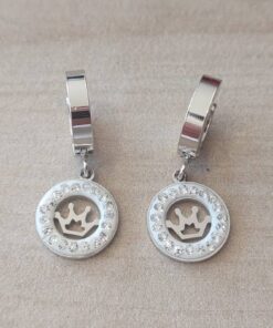 ARO DE ACERO ARGOLLA PLANA LISA CON BISAGRA Y DIJE CIRCULO STRASS CON CORONA. 3 X 13 MM