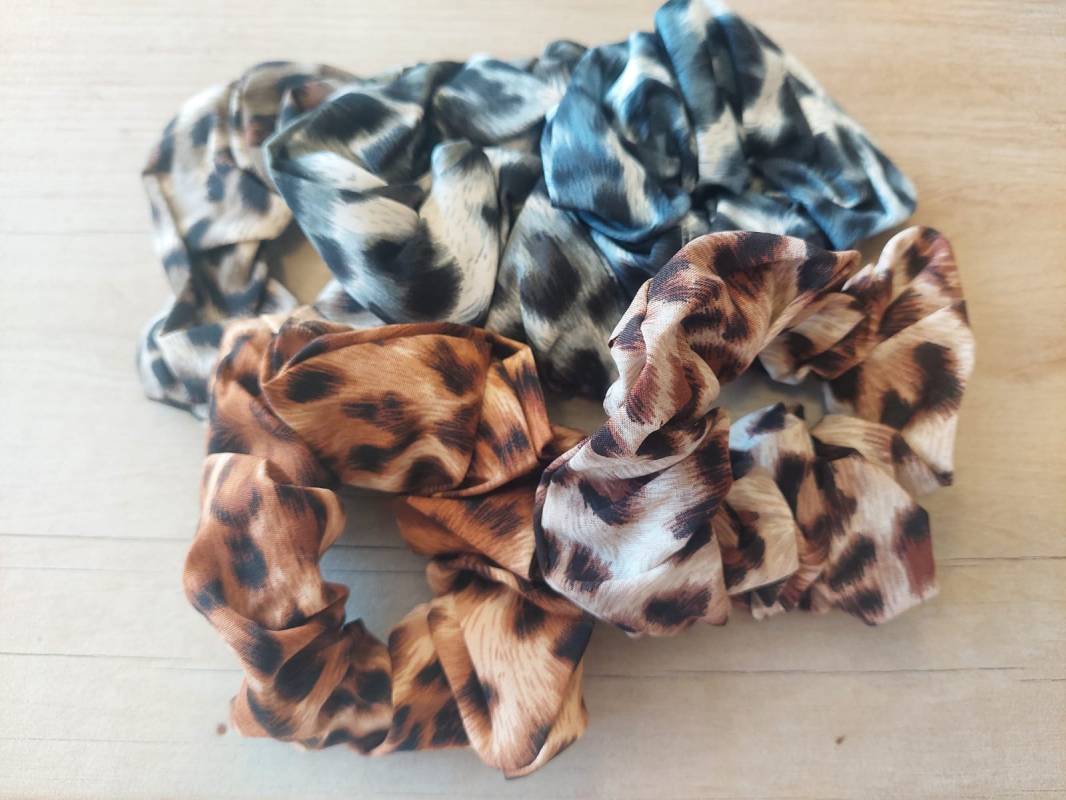 SCUNCY ESTAMAPADO ANIMAL PRINT 4 COLORES X 12 UNIDADES