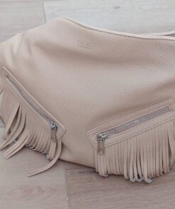 CARTERA TIPO MORRAL CON FLECOS Y CIERRES FRONTALES BEIGE (KHAKI) 30 X 27 X 10 CM