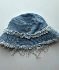 GORRO PILUSO DE JEAN CELESTE.