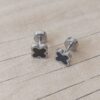 ARO ACERO PIERCING TIPO VAN CLEEF ESMALTADO NEGRO