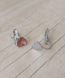 ARO DE ACERO CLIP CON CORAZÓN LISO.