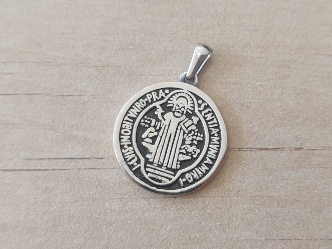 DIJE DE ACERO MEDALLA SAN BENITO 25 MM.