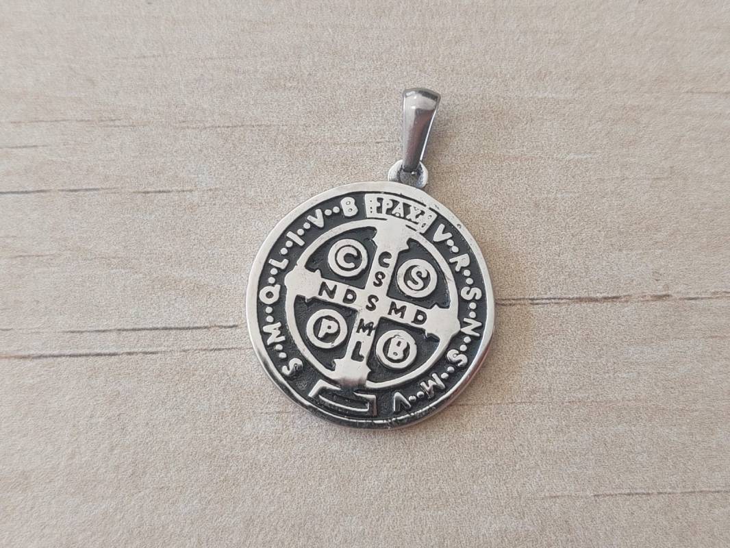 DIJE DE ACERO MEDALLA SAN BENITO 25 MM. - Imagen 2