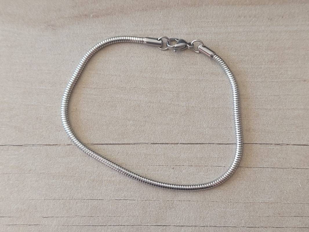 PULSERA DE ACERO COLA DE RATÓN 1.5 MM. LARGO 19 CM