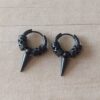 ARO DE ACERO NEGRO ARGOLLA 2 MM CON BISAGRA 15 MM TIPO PUNK