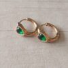 ARO DE ACERO DORADO ARGOLLA CON BISAGRA 15 MM CON STRASS CORAZÓN VERDE