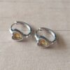 ARO DE ACERO ARGOLLA CON BISAGRA 15 MM Y FRENTE CON STRASS AMARILLO CORAZÓN