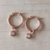 ARO ARGOLLA 15 MM DE ACERO ROSÉ CON DIJE SUSANITO