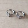 ARO DE ACERO ARGOLLA CON BISAGRA 15 MM Y FRENTE CON STRASS FLOR