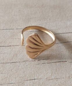 ANILLO DE ACERO DORADO ABIERTO CON FORMA DE PÉTALO