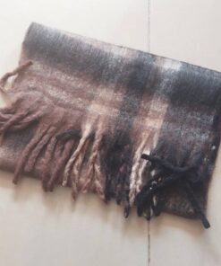 BUFANDON ESCOCES TONOS NEGRO Y MARRONES CON FLECOS 55 X 200 CM