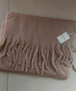 BUFANDON LISO BEIGE CON FLECOS 55 X 200 CM