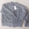 SWEATER CARDIGAN SÍMIL PIEL COLOR GRIS CON BOTÓN DORADO. TALLE ÚNICO