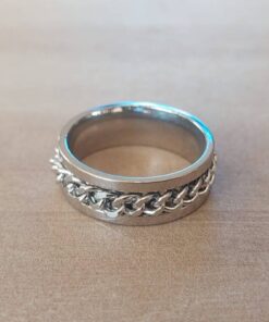 ANILLO ALIANZA DE ACERO 8 MM CON CADENA SOLDADA.
